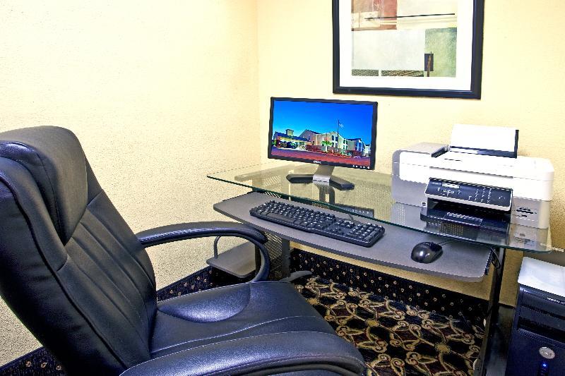 Holiday Inn Express & Suites Milton East I-10 By Ihg Экстерьер фото